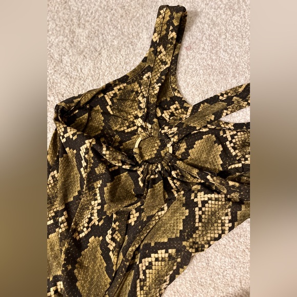 Michael Kors snake print maxi dress W/ one sided slit up leg size M - Picture 12 of 13